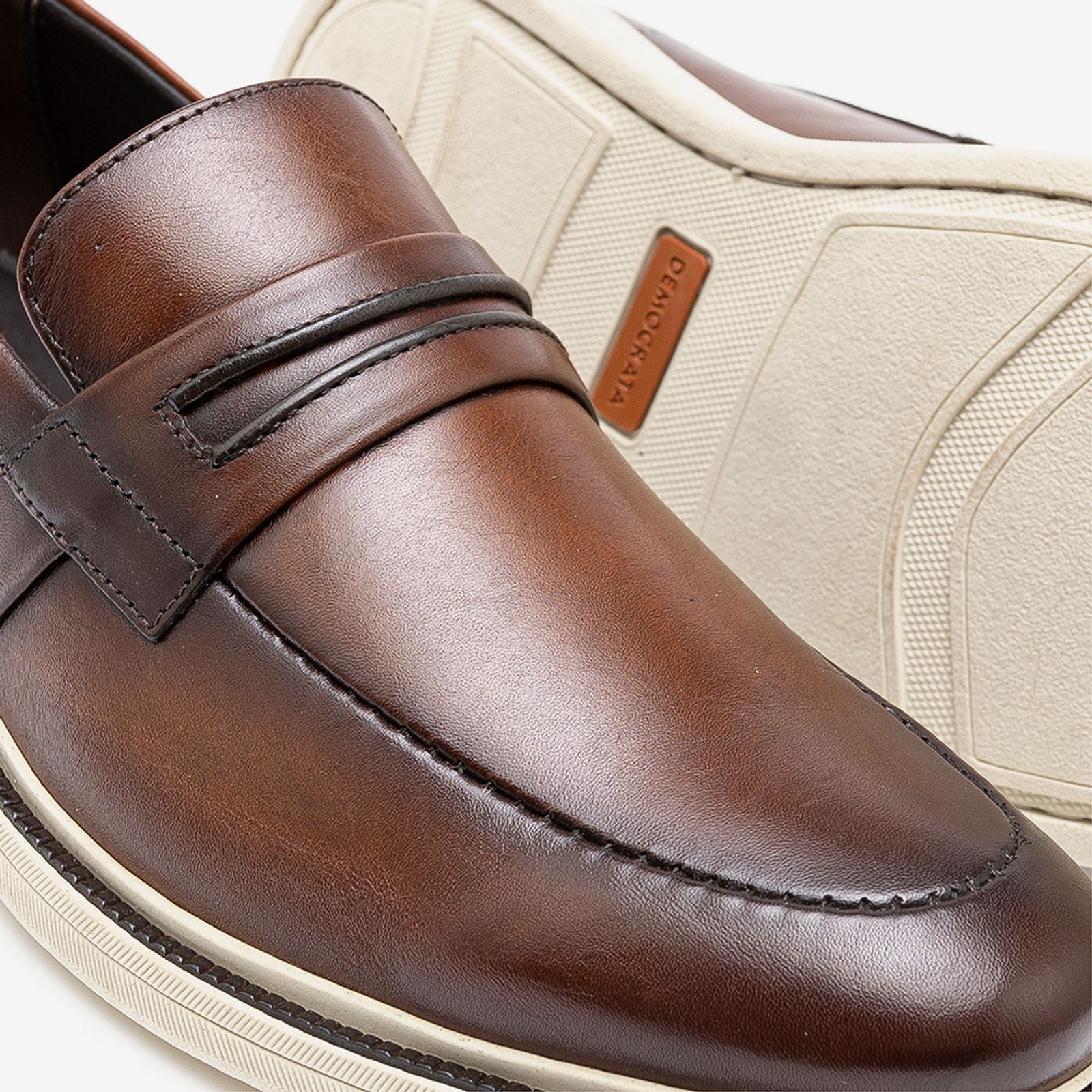 Sapato de Couro Metropolitan Bay Tan