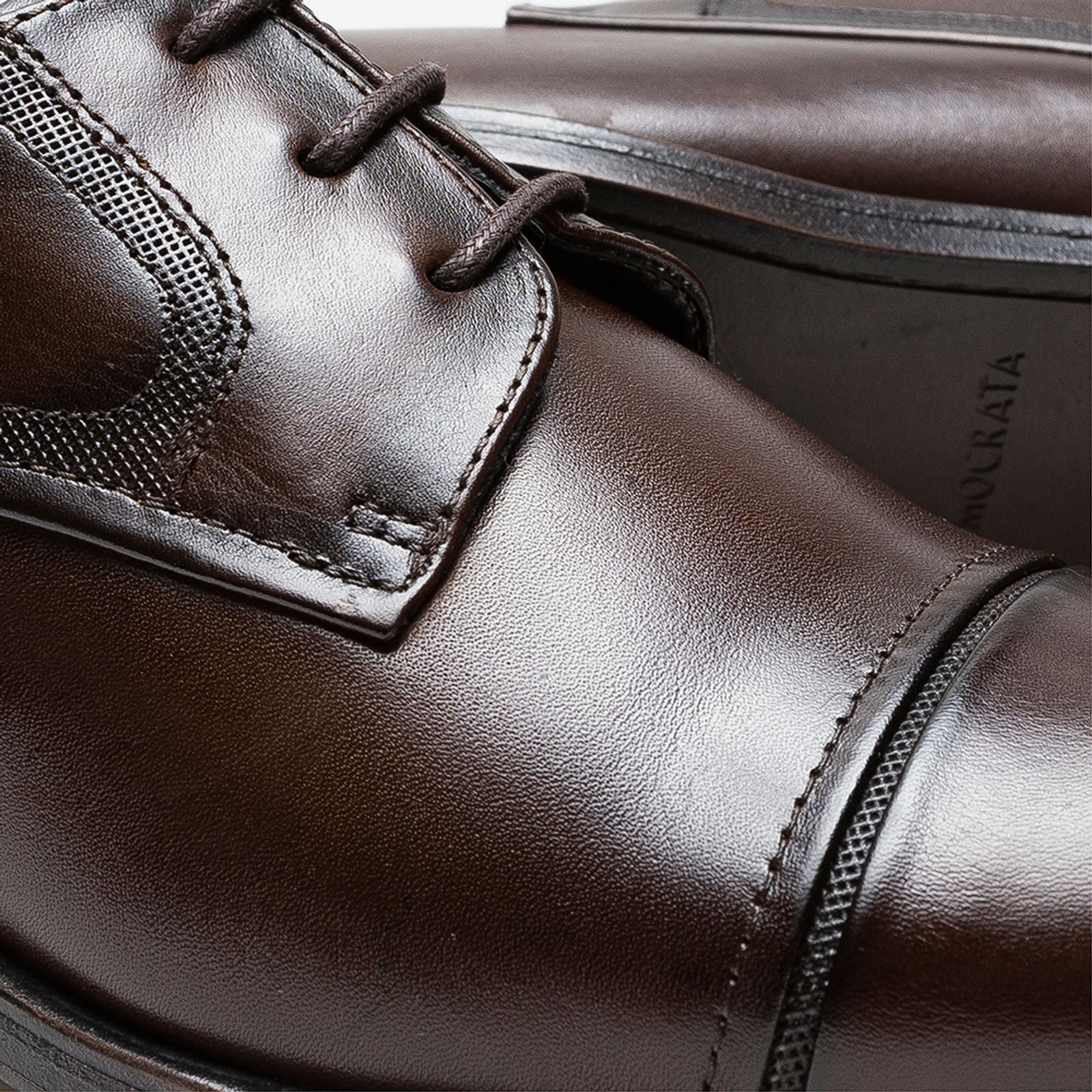 Sapato de Couro Smart Comfort Madison Hi-Soft 32 Marrom Cadarço