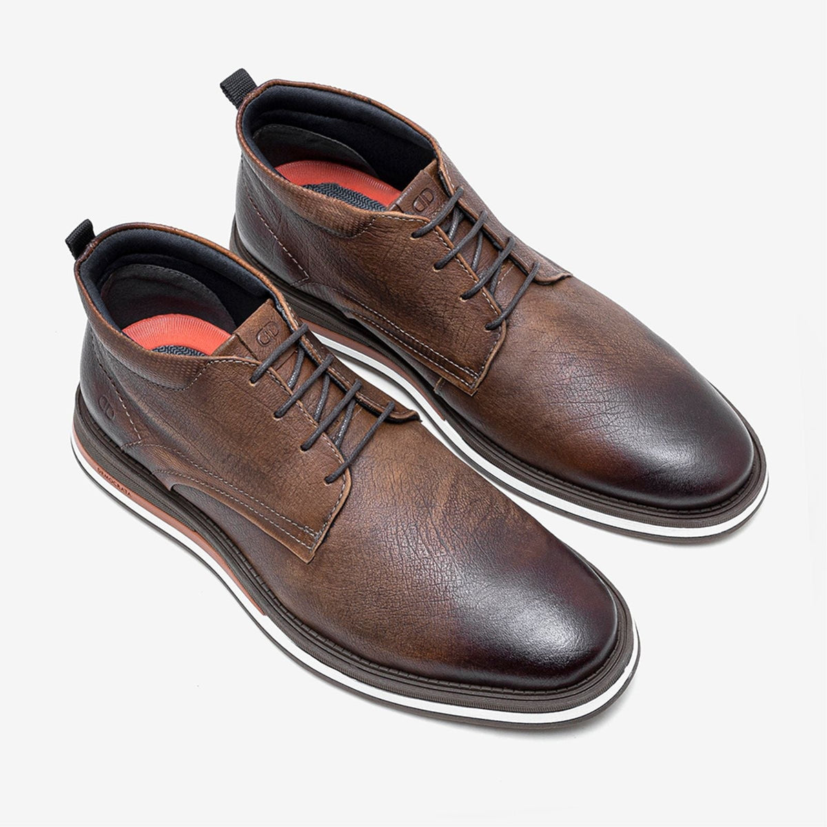 Bota Metropolitan Type Marrom